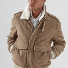 Куртки и пуховики