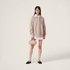 Толстовки и Свитера