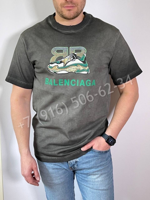 Футболка Balenciaga 15990