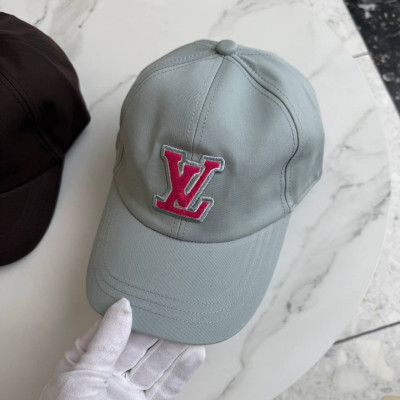 Кепка Louis Vuitton 13012