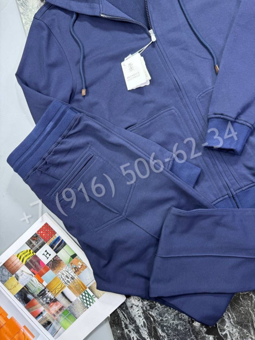 Прогулочный костюм Brunello Cucinelli 30381