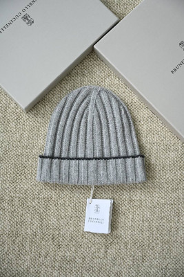Шапка Brunello Cucinelli 17294