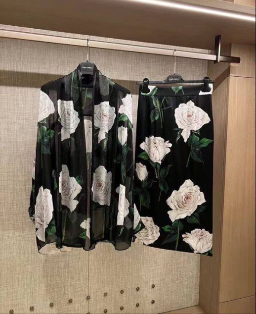 Костюм Dolce & Gabbana 16391