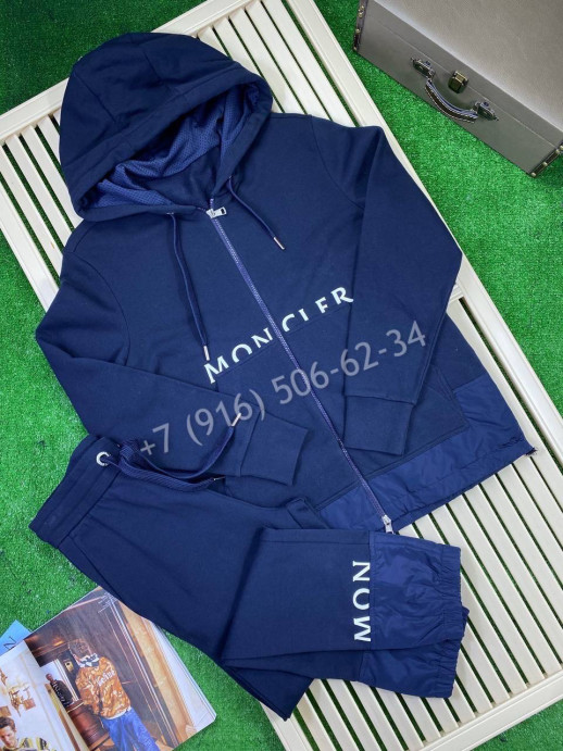 Спортивный костюм Moncler 8138