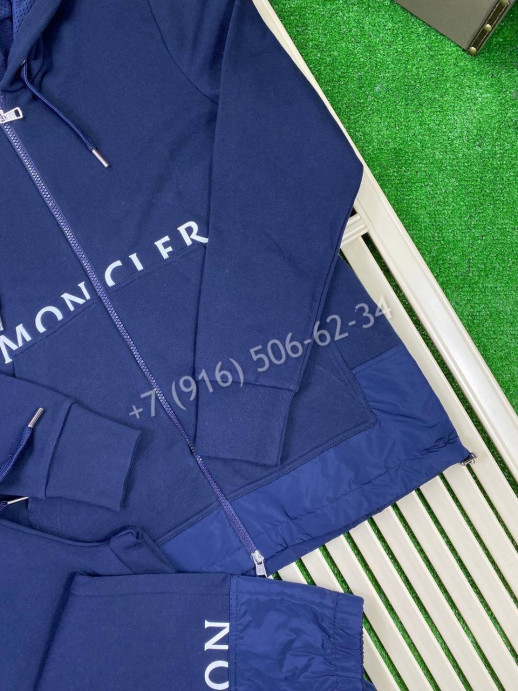 Спортивный костюм Moncler 8138