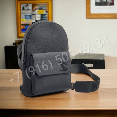 Сумка-слинг Louis Vuitton 29977