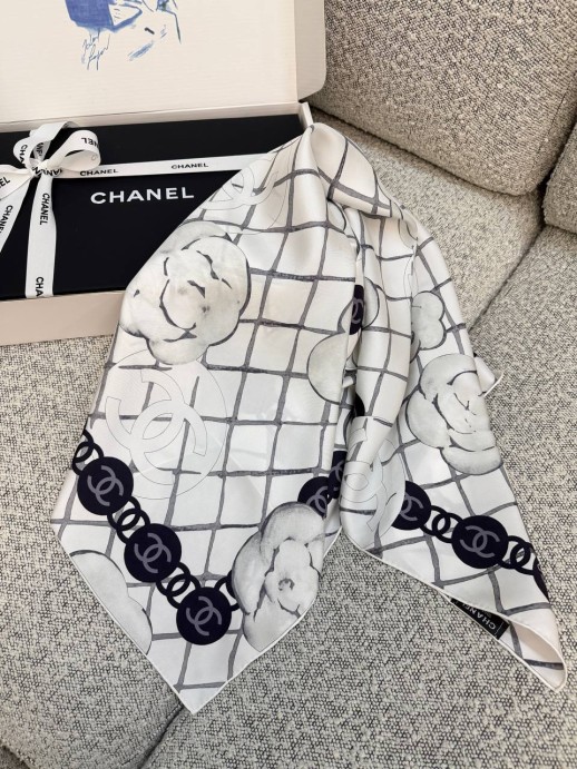 Платок Chanel 36007