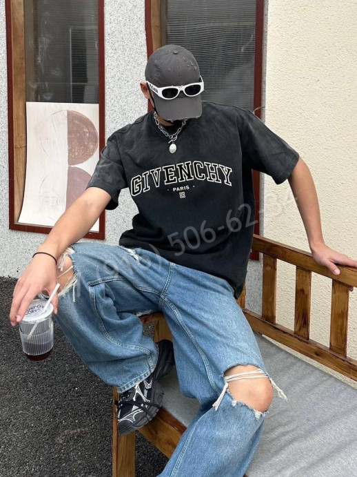 Футболка Givenchy 13828