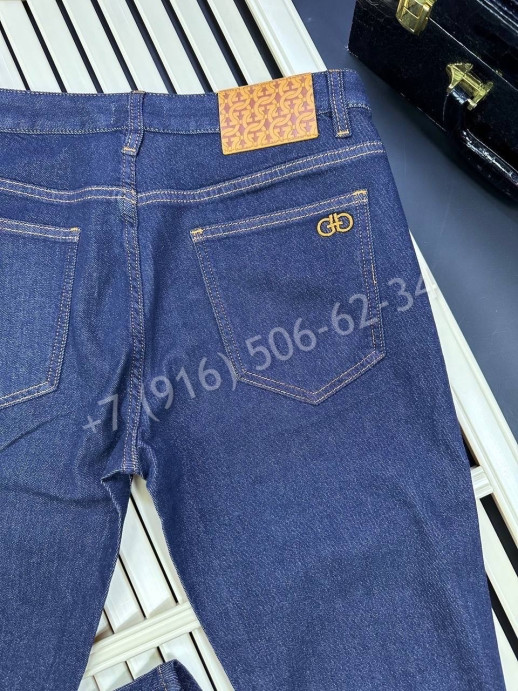 Джинсы Salvatore Ferragamo 14859