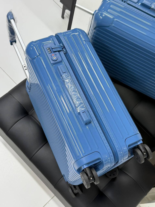 Чемодан RIMOWA 34832 2