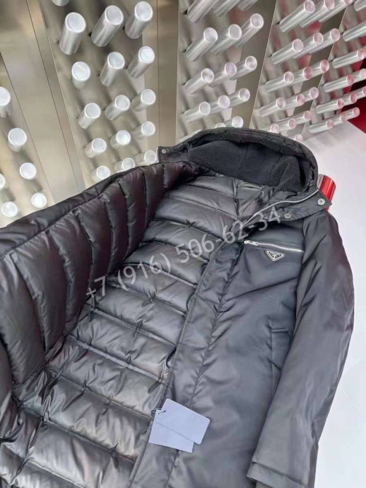 Пальто Prada 7815