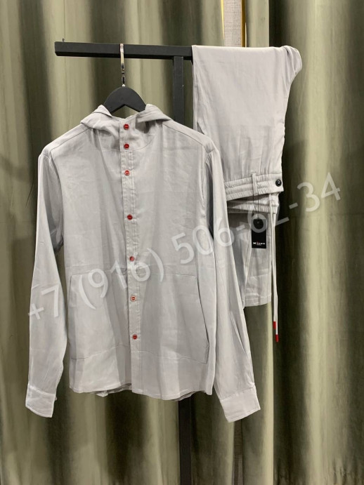 Прогулочный костюм KITON из льна 28385