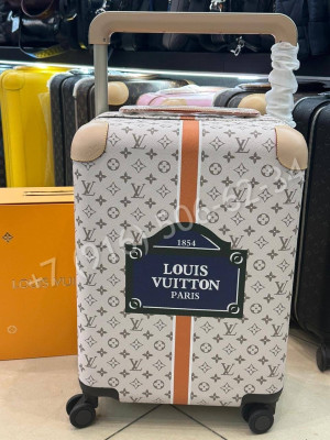Дорожный чемодан Louis Vuitton 21928