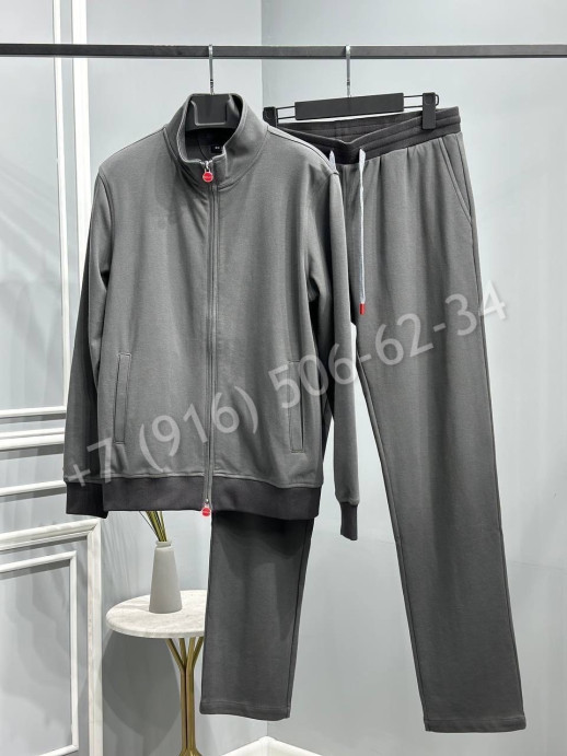 Прогулочный костюм KITON 21303