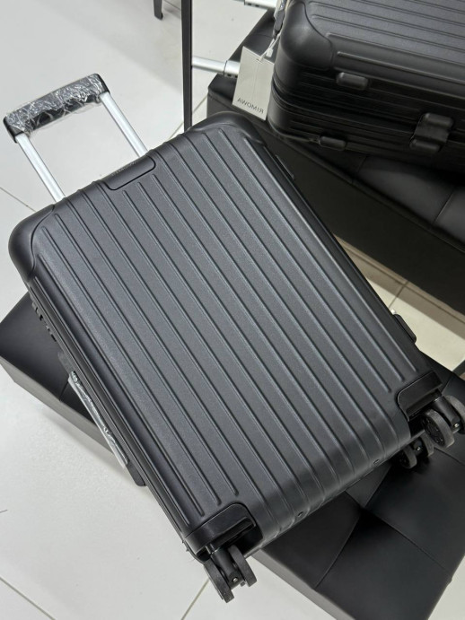 Чемодан RIMOWA 34832 3