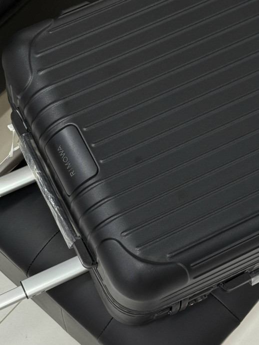 Чемодан RIMOWA 34832 3