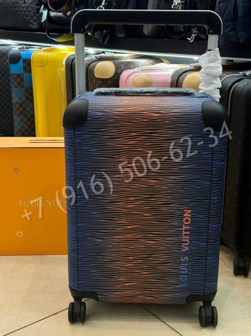 Дорожный чемодан Louis Vuitton 21929