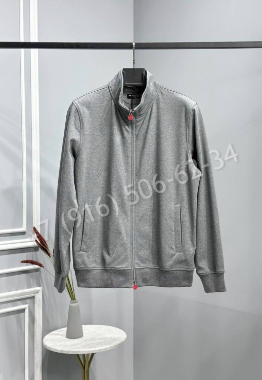 Прогулочный костюм KITON 21304