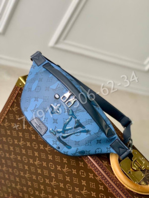Сумка Louis Vuitton 21930