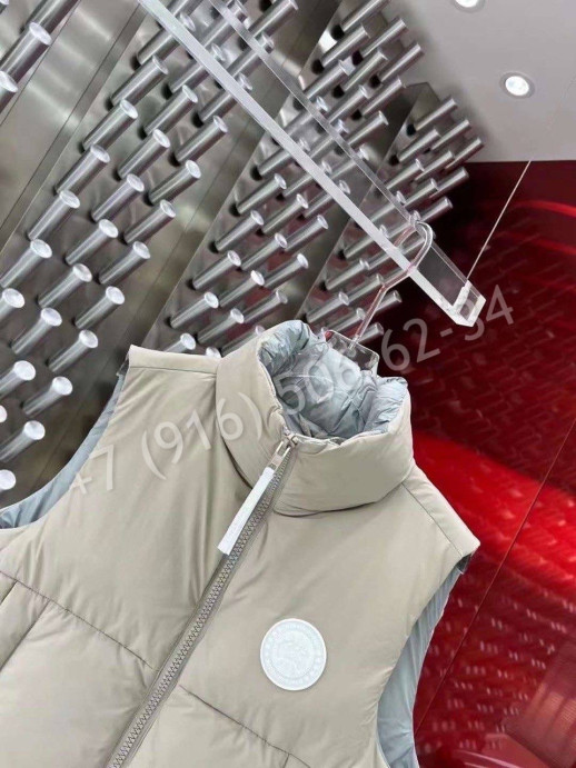 Жилетка Canada Goose 21305