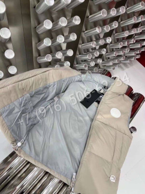 Жилетка Canada Goose 21305