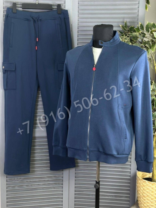 Прогулочный костюм KITON 22211