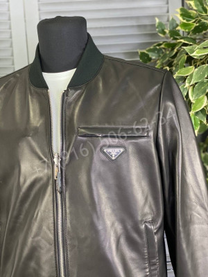Кожаная куртка двухсторонняя Prada 13529