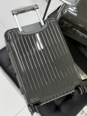 Чемодан RIMOWA 34832 4