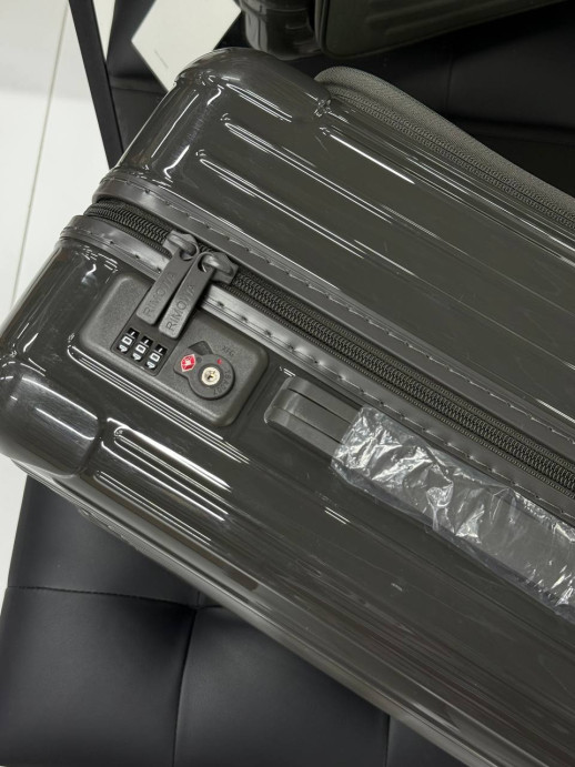 Чемодан RIMOWA 34832 4
