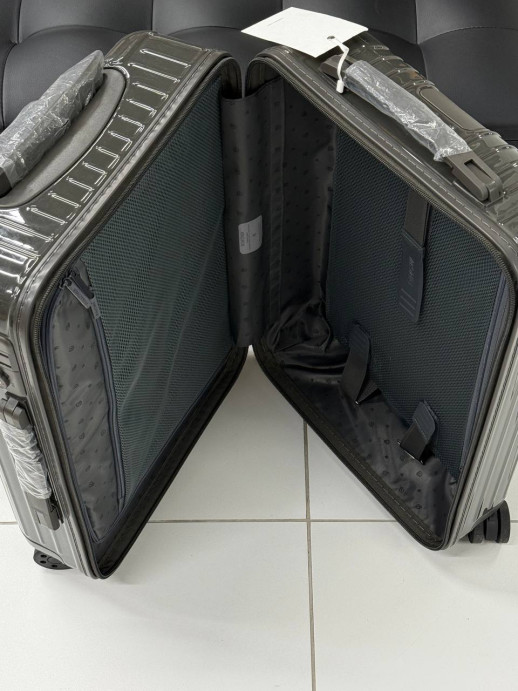 Чемодан RIMOWA 34832 4