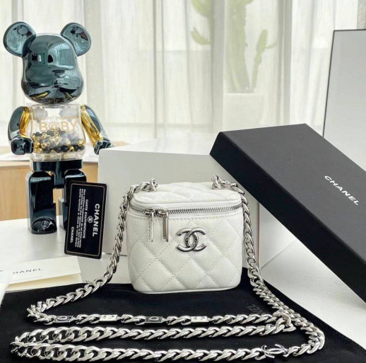 Сумка CHANEL 19928
