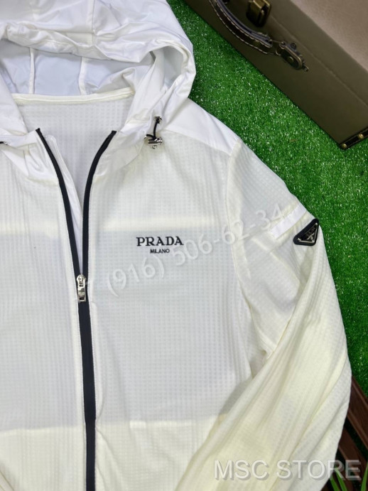 Спортивный костюм Prada 9670