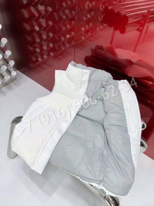 Жилетка Canada Goose 21306