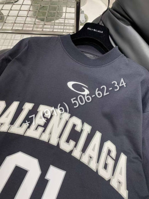 Лонгслив Balenciaga 6153 1