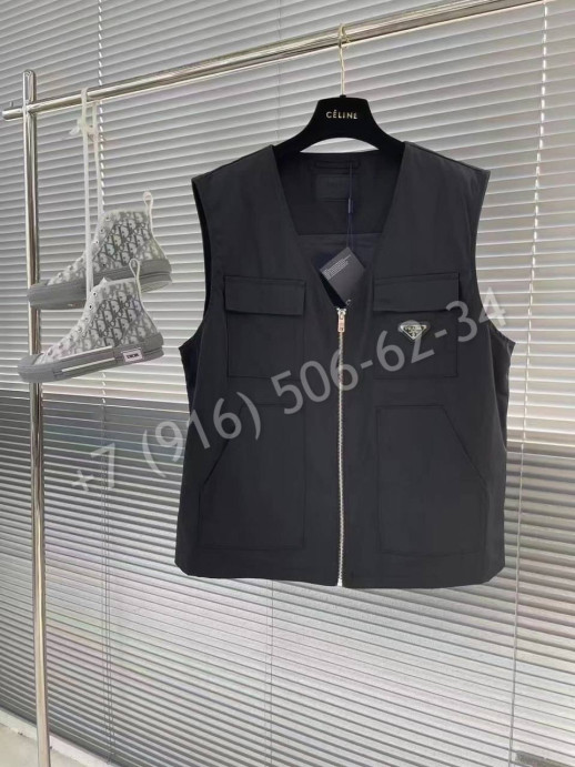 Жилетка Prada 16999