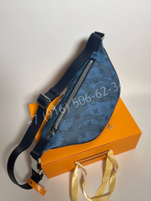 Сумка-слинг Louis Vuitton 19947