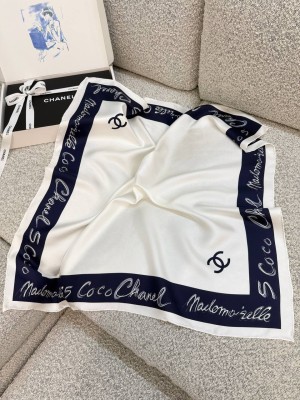 Платок Chanel 36007 1
