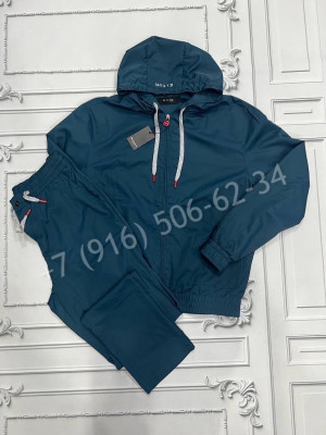 Спортивный костюм Kiton 17200