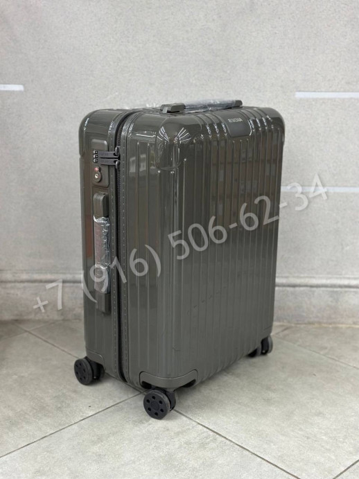 Дорожный чемодан 18583