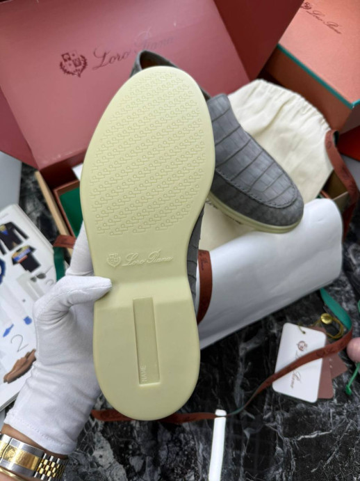 Лоферы Loro Piana с крокодилом 5999 3