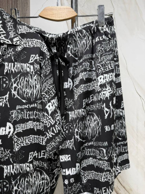 Костюм Balenciaga 31006 1