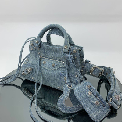 Сумка BALENCIAGA 20666