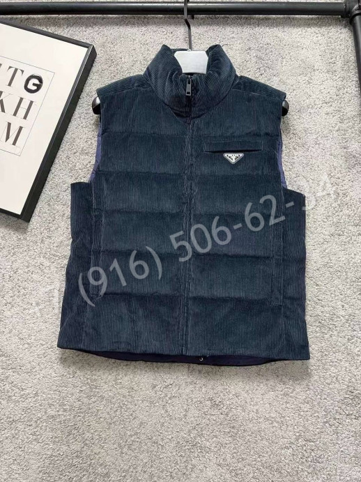 Жилетка Prada 22822