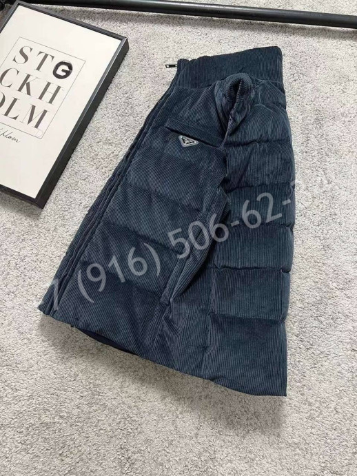 Жилетка Prada 22822