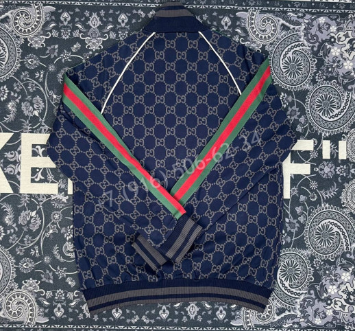 Спортивный костюм Gucci 33494