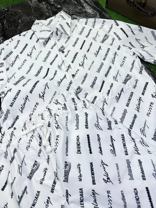 Костюм Balenciaga 15697