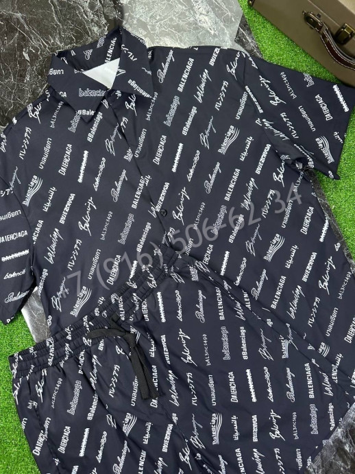 Костюм Balenciaga 15698