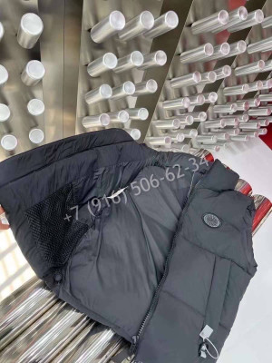 Жилетка Canada Goose 7824