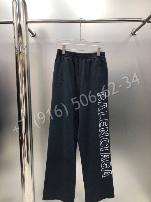 Спортивный костюм Balenciaga 21913