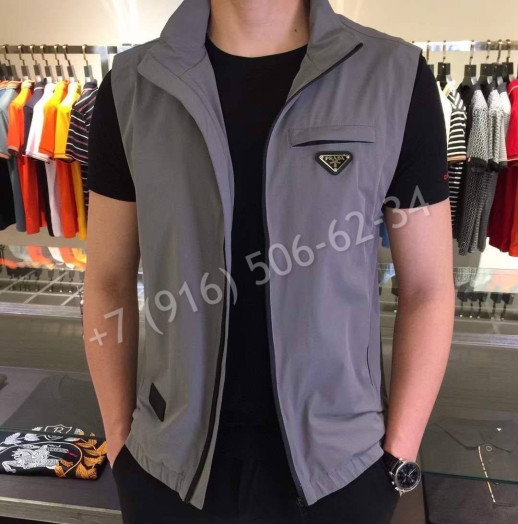 Жилетка Prada 17004